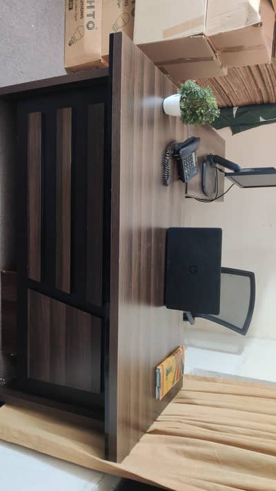 3 pieces table one front second for pc and 3rd are drawers