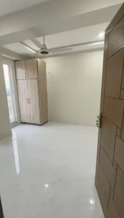 1 Bed LUXUARY For Sale 450 sqfts