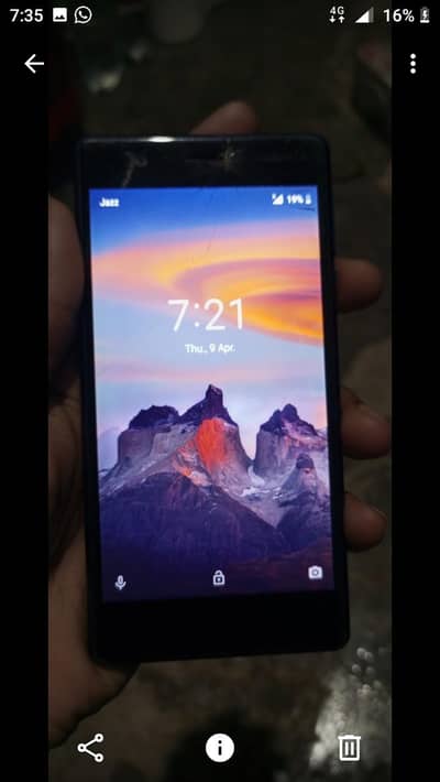 glass break . . 2gb . . . 16 GB.