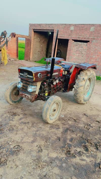 Massey Ferguson 135/MF135 —(totally original)