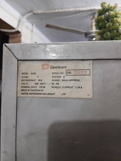 Dawlance medium fridge