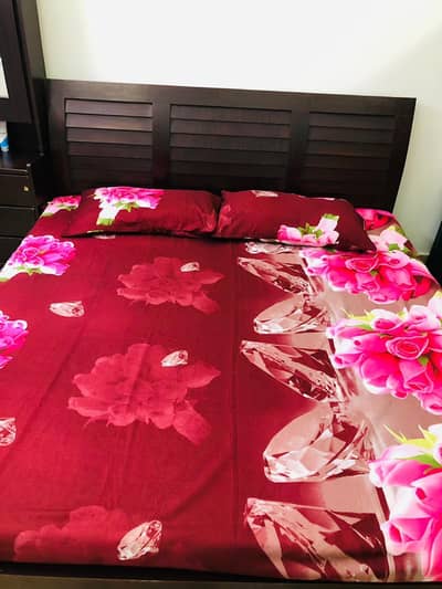 chocolate brown king bed with matress