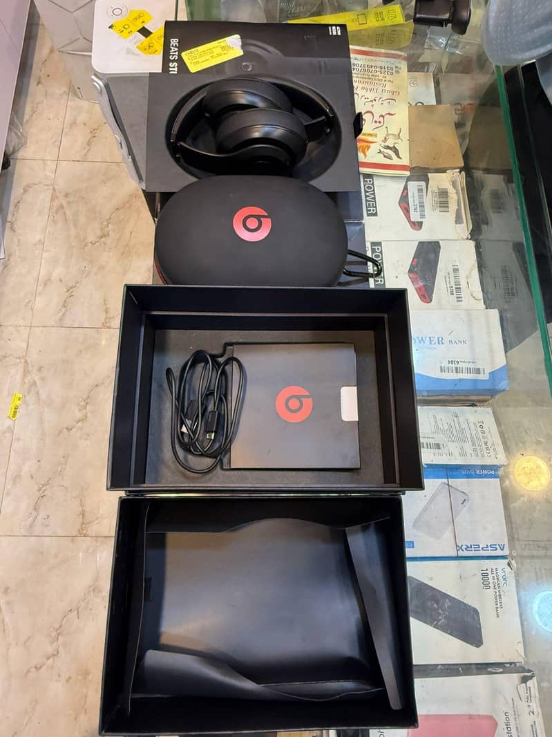 Beats Studio3 Wireless 3