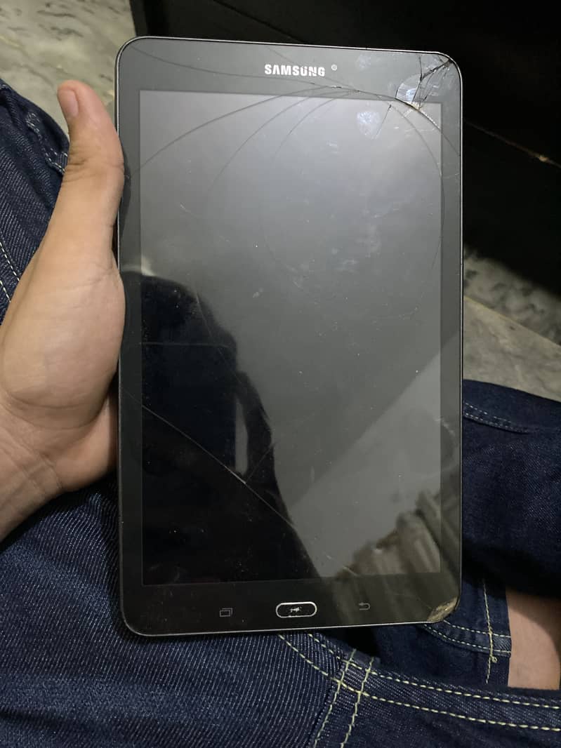 Samsung tab e 0