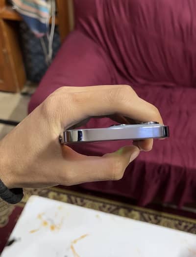 Iphone 13 pro factory unlock (physical+e sim)