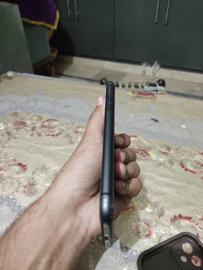 Iphone 11 (factory Unlocked)