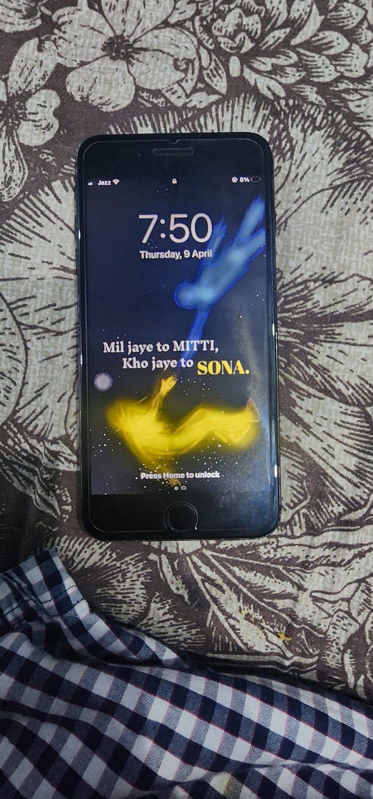 7 plus black 0