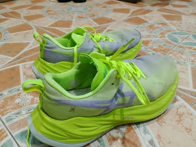 ascis trainer shoe available UK 9