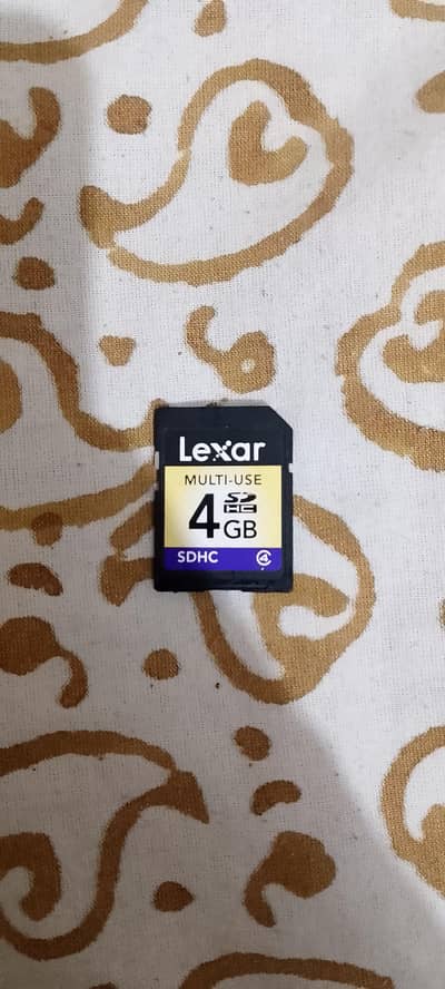 4GB SD Card Lexar (Nintendo 3DS / Camera Compatible)