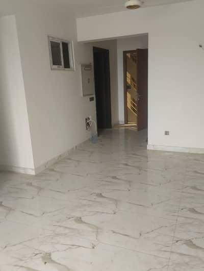 In Clifton - Block 7 2400 Square Feet Flat For Sale