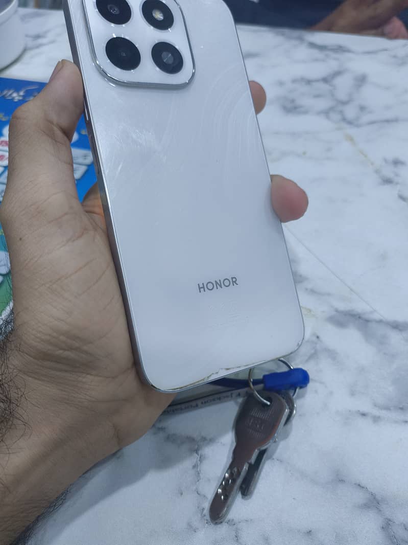 Honor 1