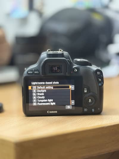 Canon EOS 100D
