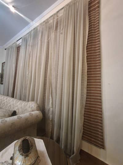 6 pannels curtains qith 2 blinds