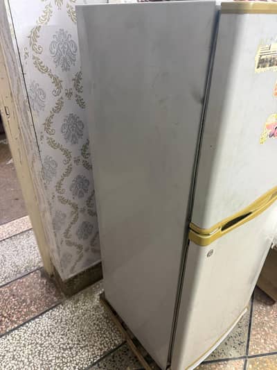 Dawlance refrigerator for sale, perfectly working, just buy and use