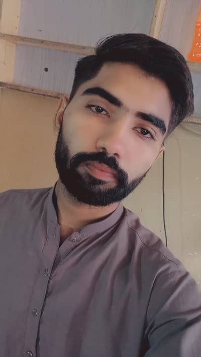 Mujhe jarurat hai office boy  chaukidar ho jaega  Kahin Safai Agar Saf