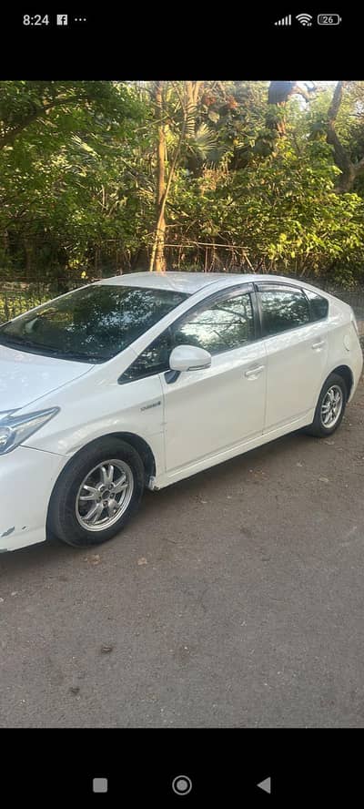 prius 2011/14 excellent car low price
