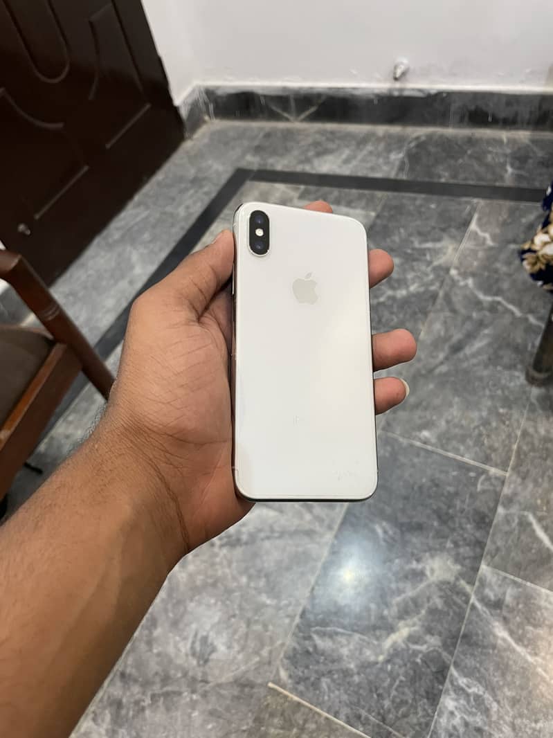 iPhone x 4