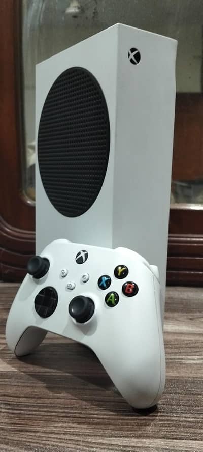Xbox series s 512 gb with controller