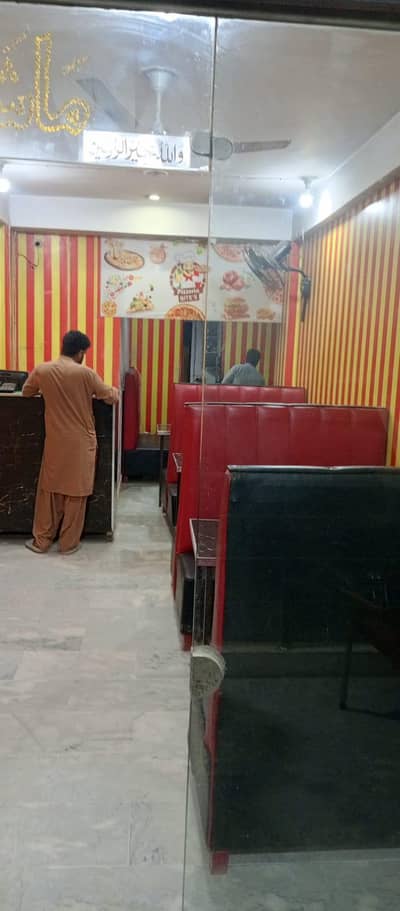 Running fast food restaurant for sale