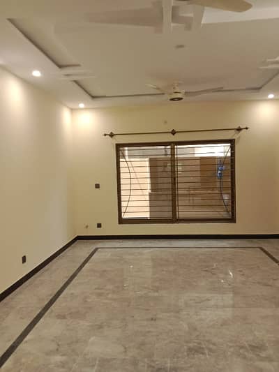 15 Marla Upper Portion In Bani Gala Best Option