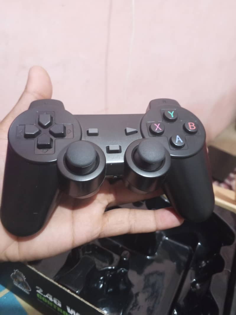 2.4G wireless controller game 3