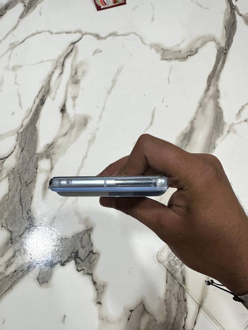 GOOGLE PIXEL 8 PRO 3