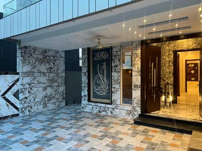 10 MARLA LOWER PORTION AVAILABLE FOR RENT IN JANIPER BLOCK BAHRIA TOWN