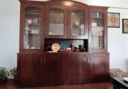 Showcase - Size ; 8ft x 8ft