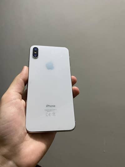 IPHONE XS MAN NON PTA 256 GB 10/8 SET URGENT SALE