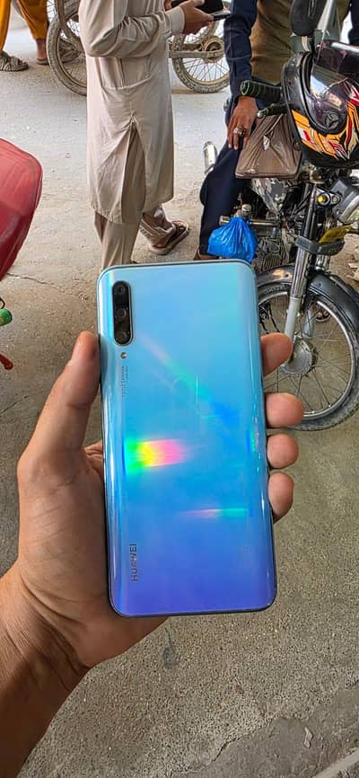 Huawei y9s (6gb,128gb)
