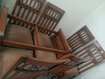 New Dining table for sale