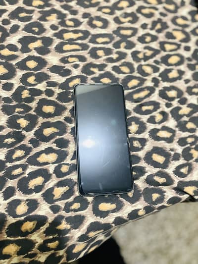 Y9 prime 2019 6,128 non pta