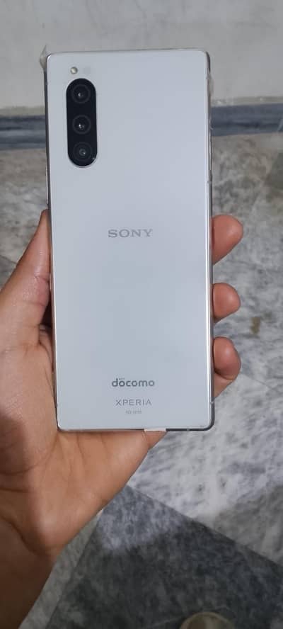 SONY XPERIA 5 ( urgent sale ) { price negotiable}