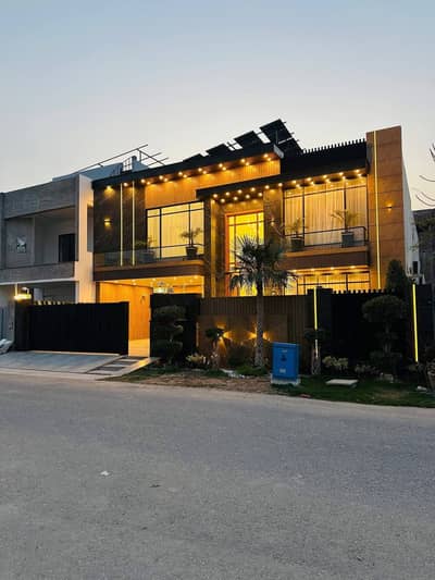 1 Kanal Luxury House For Rent In DHA Phase 5 Near Penta Square