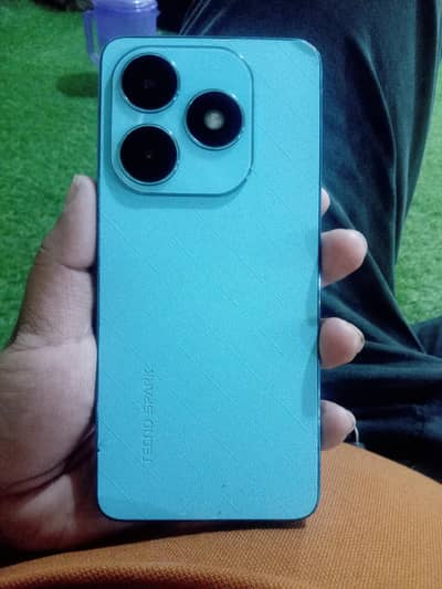 Tecno 8/256