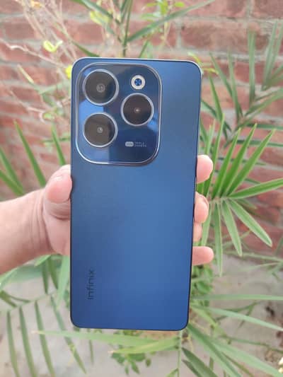 Infinix Hot 40,,(8,,256),,, Box,, PTA approved,,, 10/10
