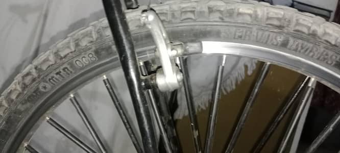 urgent sale 10 by 8 condition + chutki break Plus disc brake Plus cha