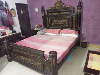 Pure Chinioti Sheesham Wooden Furniture