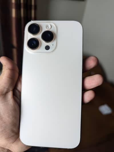 IPhone 16 Pro Max 256GB – Desert Titanium