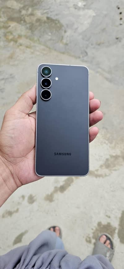 I am sale Samsung Galaxy S25FE 8gb 128gb pta approved