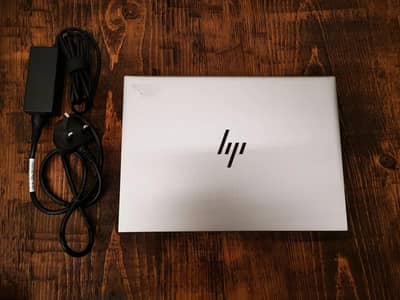 HP Elite Book 830 G10