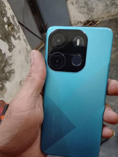 Tecno spark go 2023 -4/64