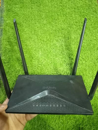D-Link DIR‑853 AC1300 MU‑MIMO Wi‑Fi Gigabit Router