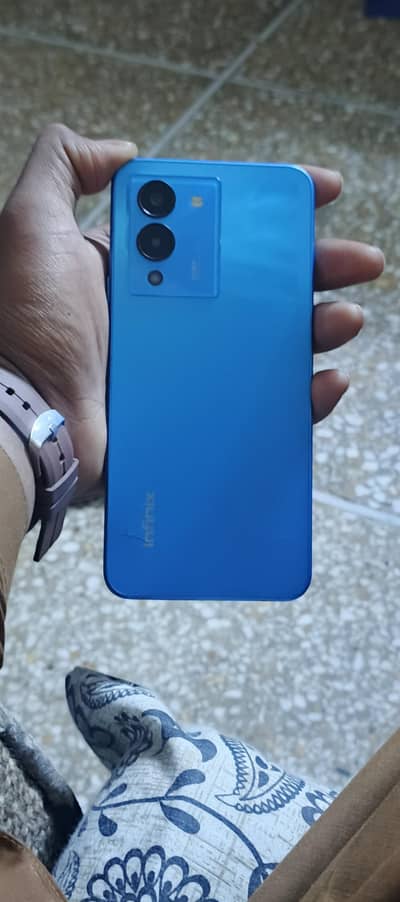 Infinix note 12 (8/128)