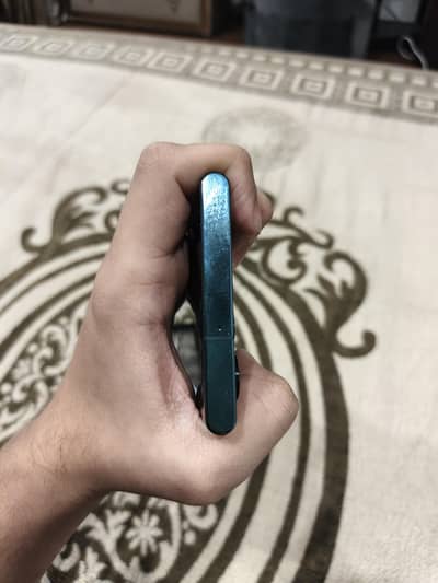 Samsung galaxy s22 ultra non pta 12/512gb 9/10 condition