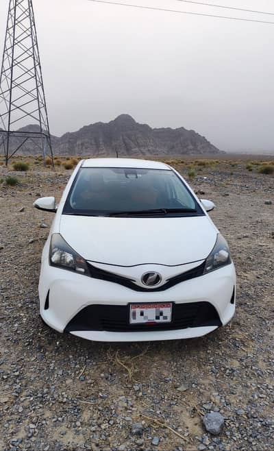 Toyota Vitz 2015