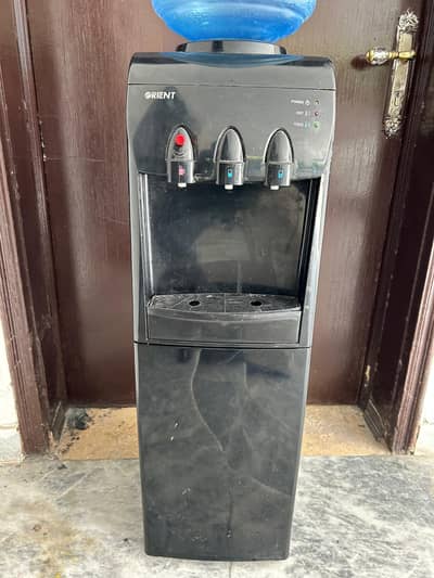 water dispenser in good condition for sale    0310 7019178