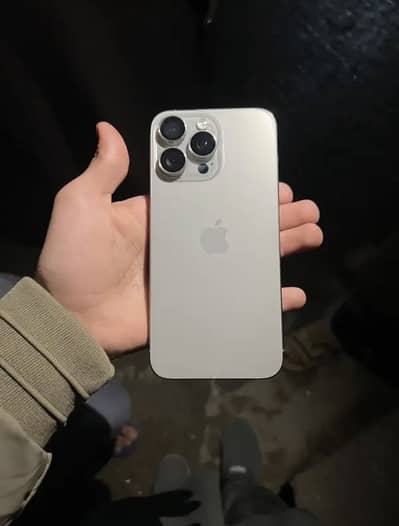 Iphone 15 pro max Full box Natural Titanium Colour