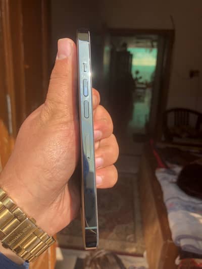 iPhone 13 Pro 256gb JV 98BH all ok sheesha piece no any type of fault