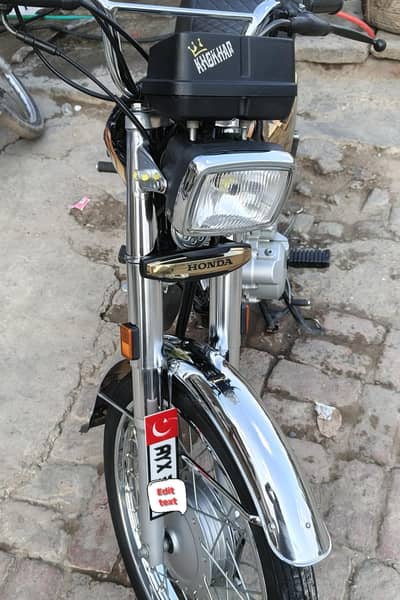 model 2025  10/10 gold  addition bike totaly original